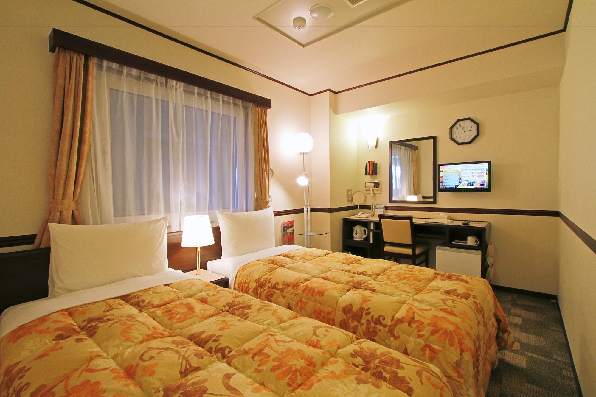 Toyoko Inn Tokyo Eki Shin Ohashi Mae Eksteriør bilde
